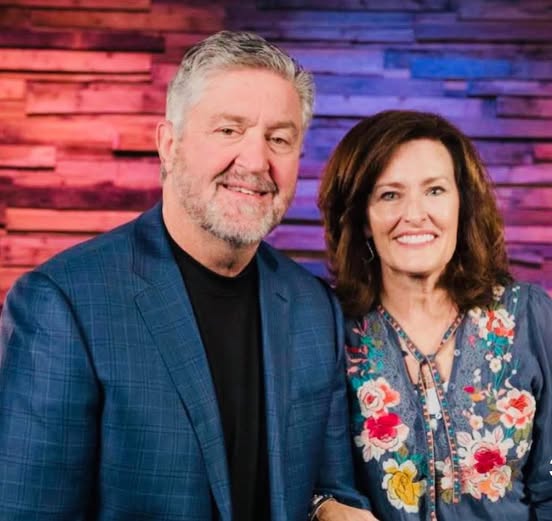 I’m so sorry to hear the Reverend Steve Gaines, the longtime pastor at Gardendale (AL) First Baptist Church and later Bellevue Baptist Church in Memphis has passed away